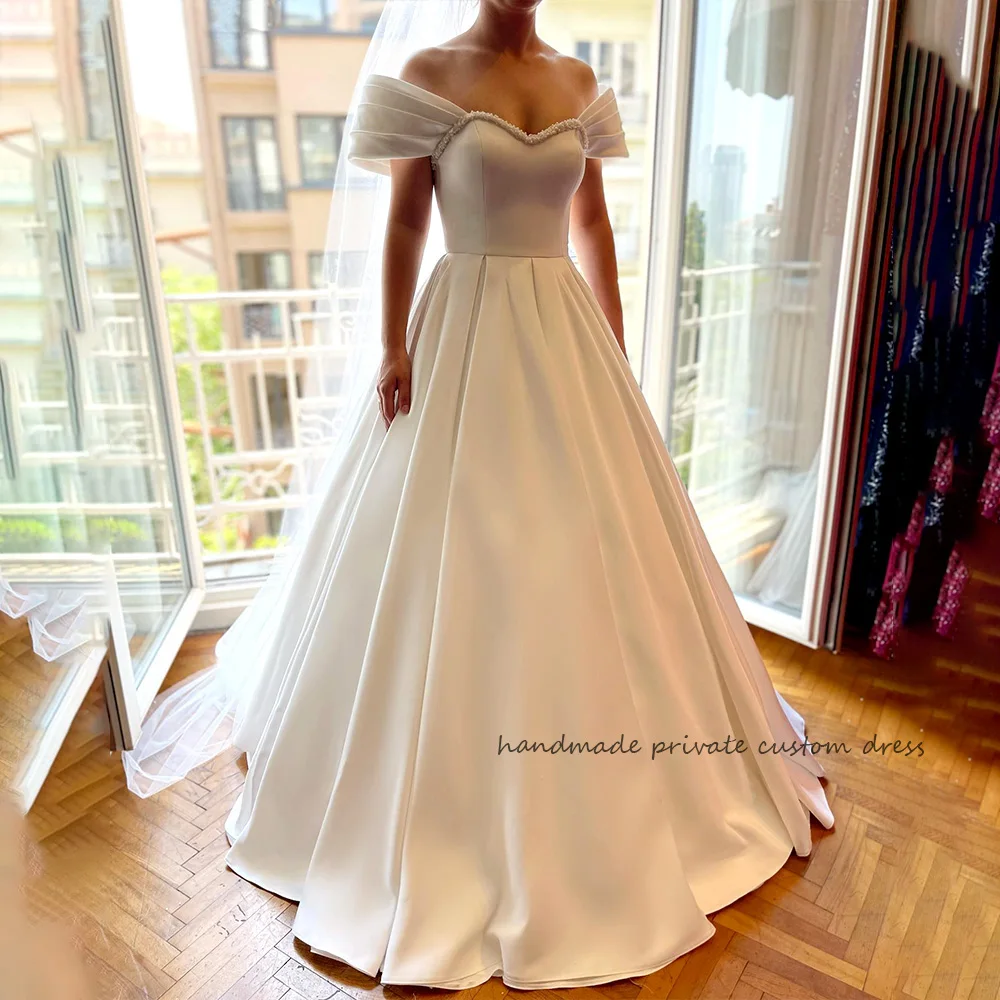 

White Satin Off Shoulder Wedding Dresses Ball Gowns Sexy Sweetheart Princess Bride Dress Vintage Church Wedding Gowns with Train