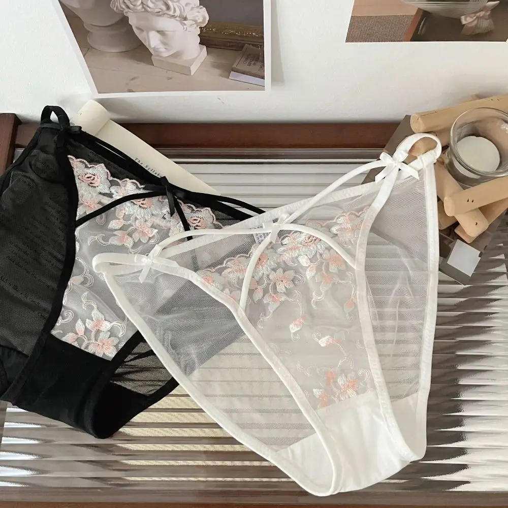 Симпатичные прозрачные цветочные брифы с вышивкой из сетчатой ткани