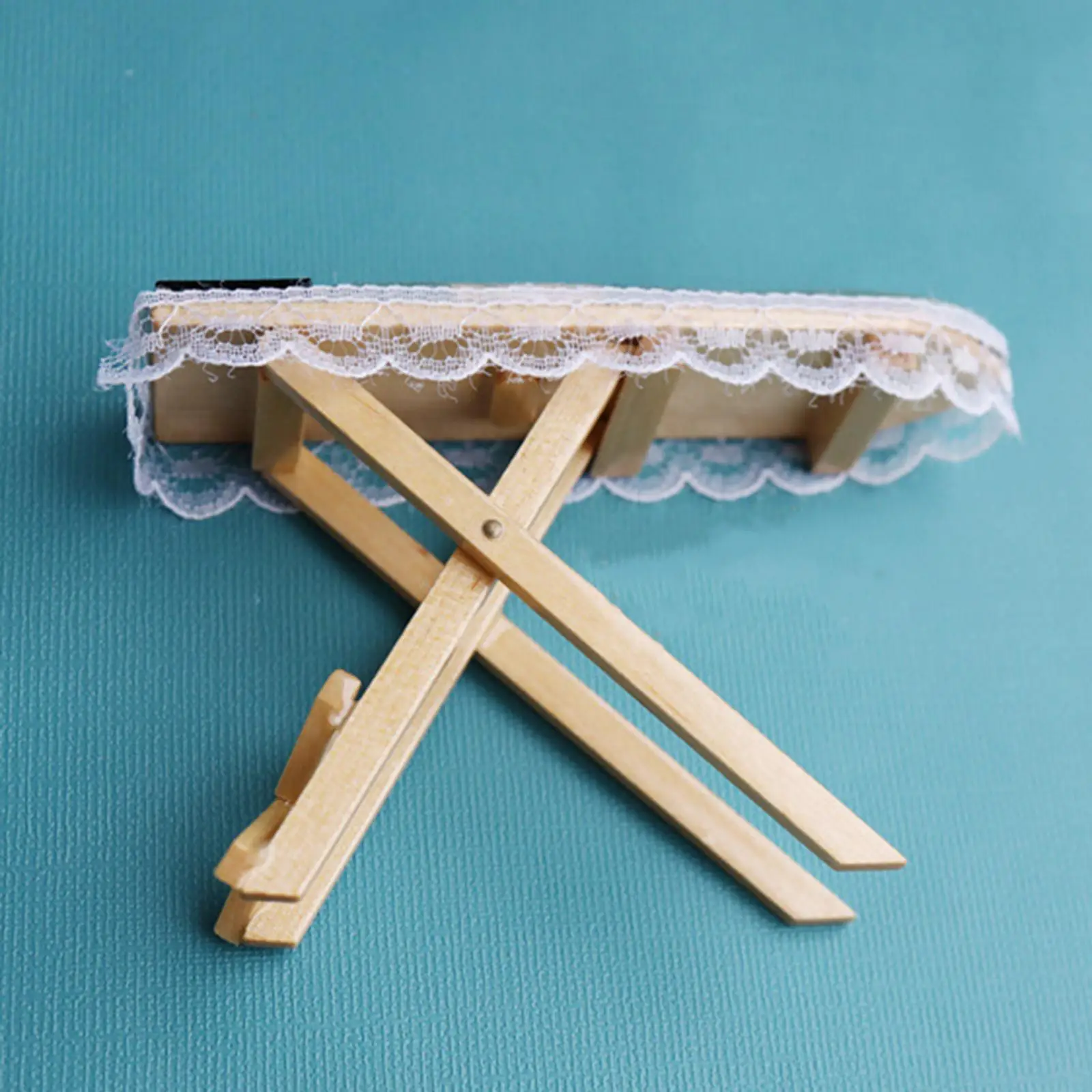 

Миниатюрные аксессуары для глажки кукольного домика с утюгом, имитация нежности для комнаты