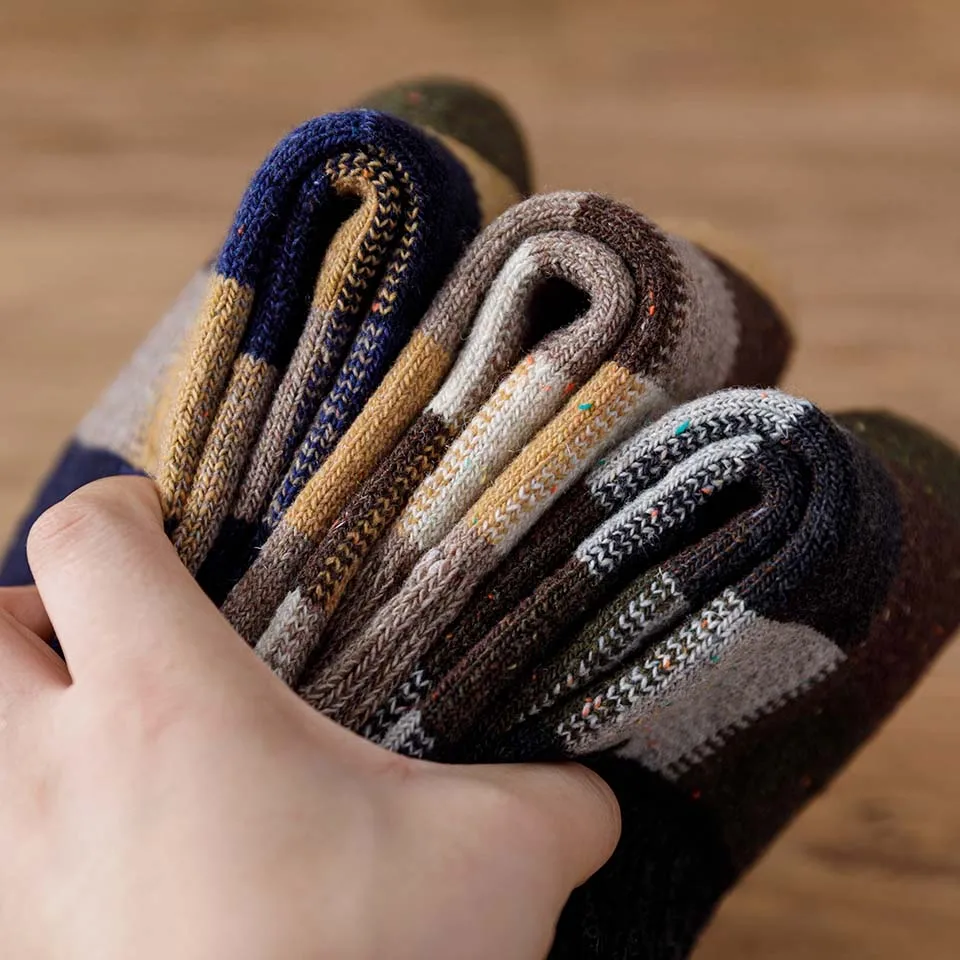 Winter Men's Wool Socks Thick Warm Harajuku Retro Large Size Plaid Casual Cashmere Long Merino Socks Men
