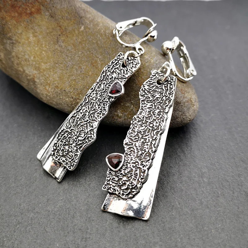 

Vintage Silver Color Sickle Earrings Red Oil Long Drop Pendant Dangle Earring Brincos For Women Boho Ethnic Jewelry Accessories