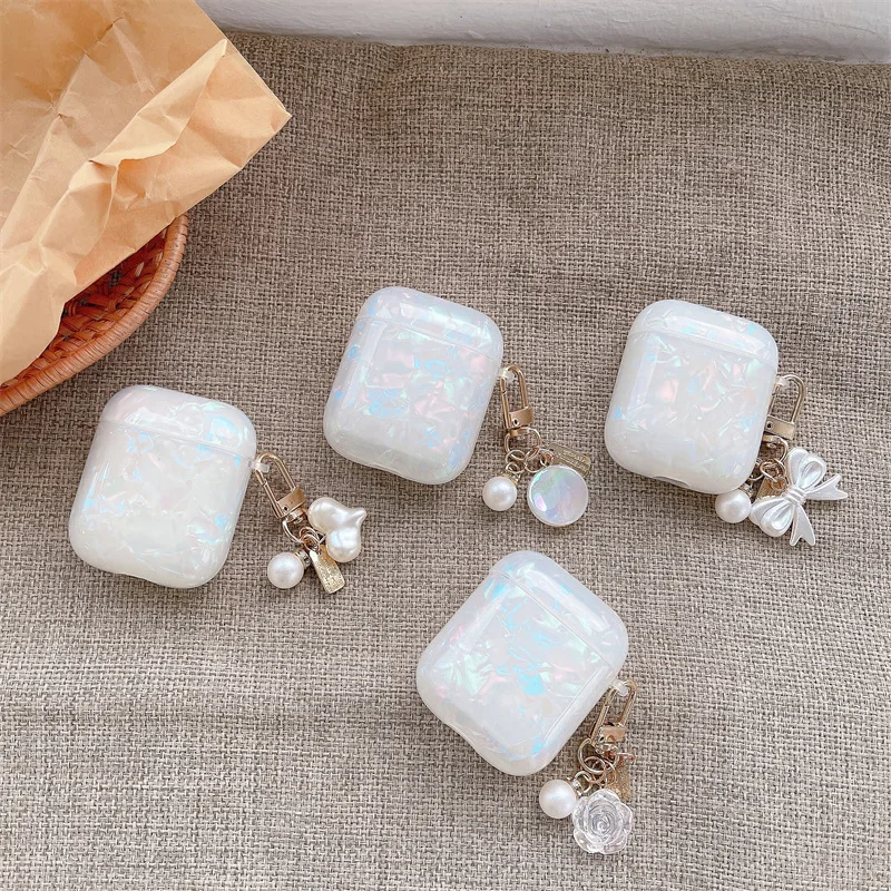 

Dreamy White Glossy Shell Pearl Bracelet Keychain Earphone Soft Case for Apple Airpods 1 2 Pro 3 Wireless Headset Box Cover