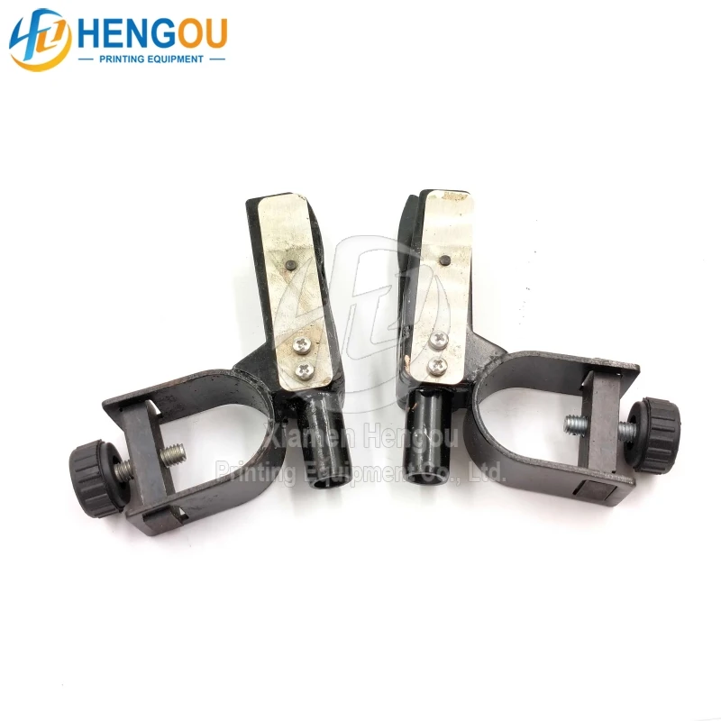 

1 pair Heidelberg Suction Slow Down Element 93.015.350F for SM102 CD102 CX102 Printing Machine Suction Drum C6.015.350F