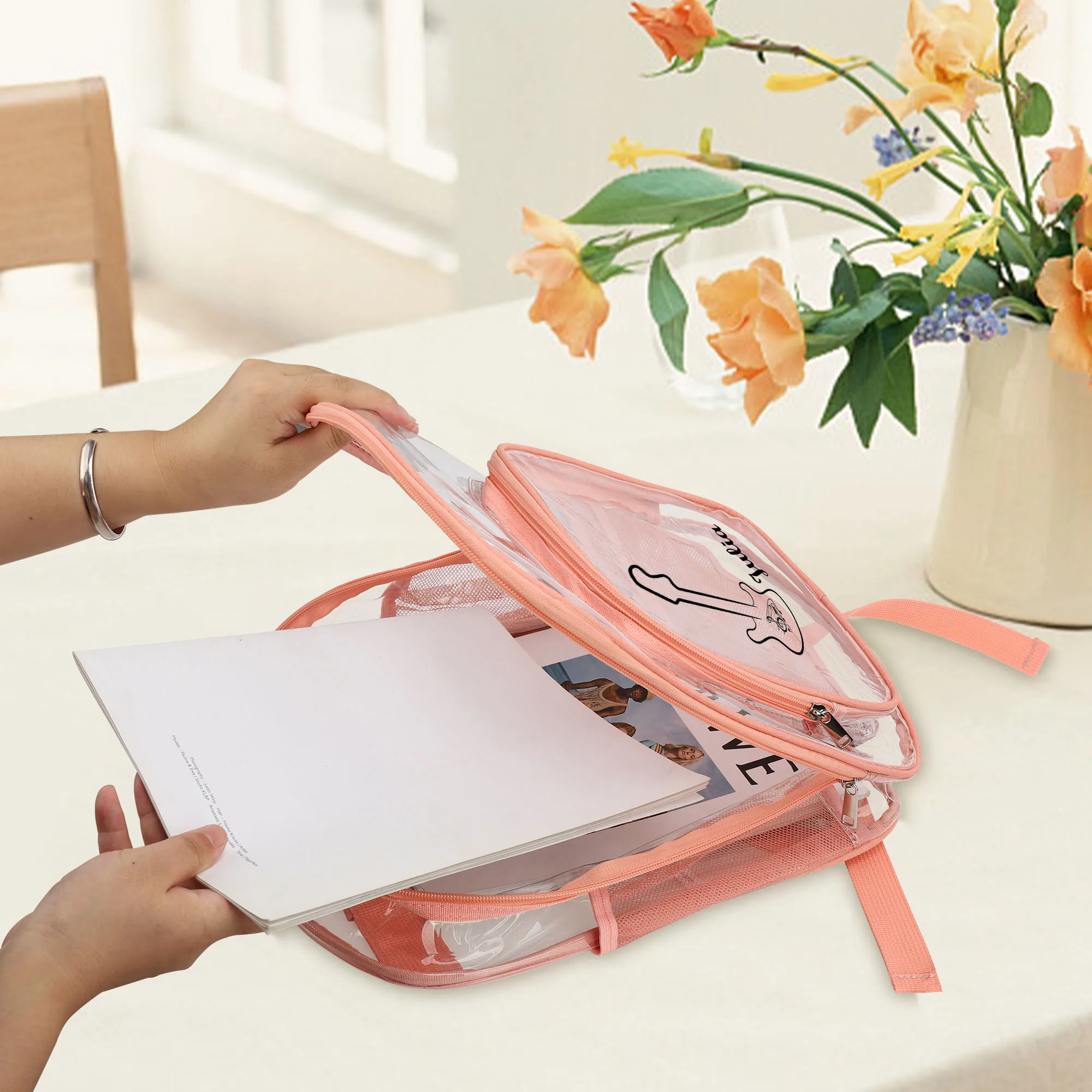 Рисунок 3 - Персонализированный прозрачный рюкзак с именем