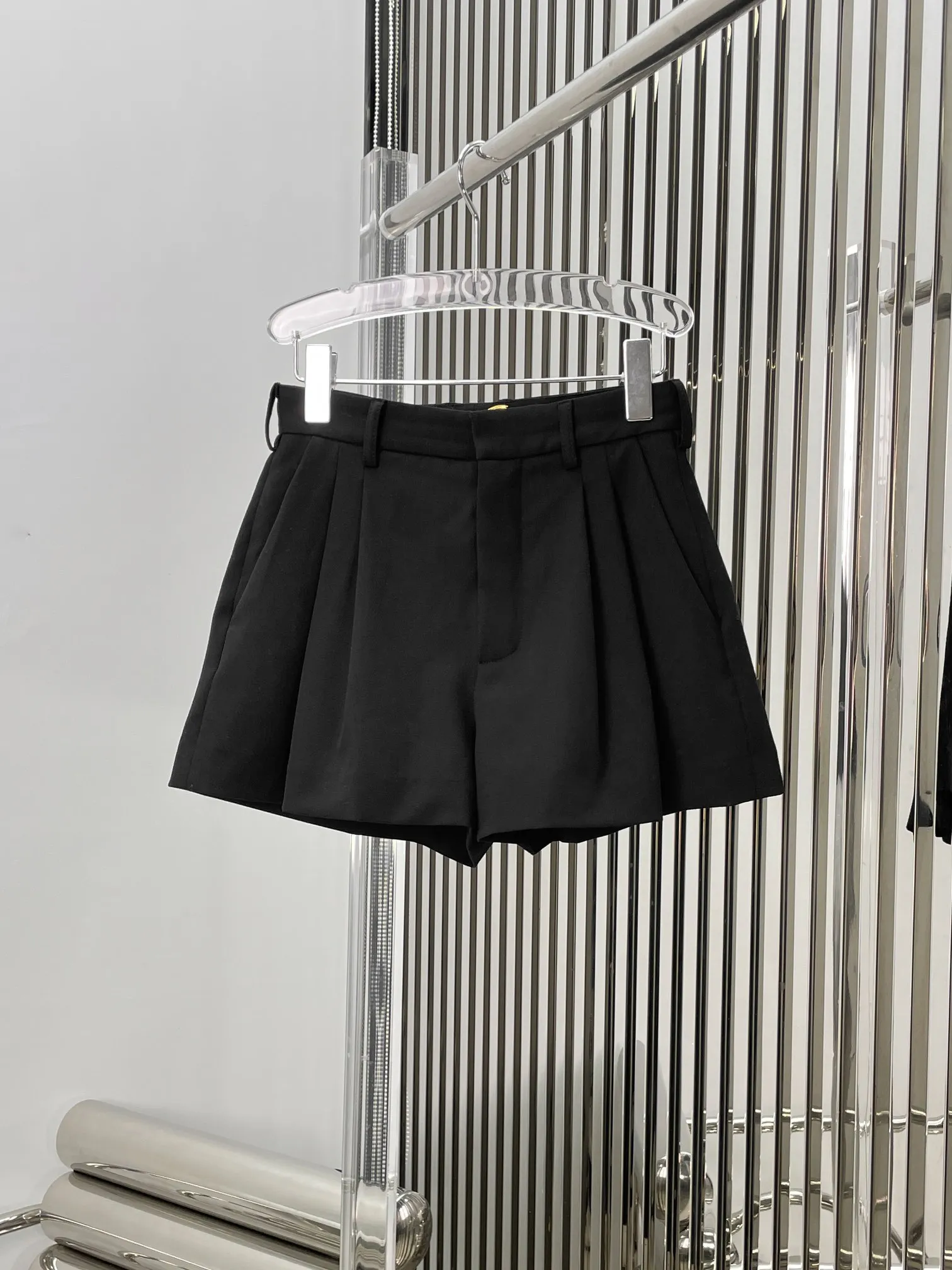 

2023 spring and summer women's clothing fashion new Suit Shorts 0526