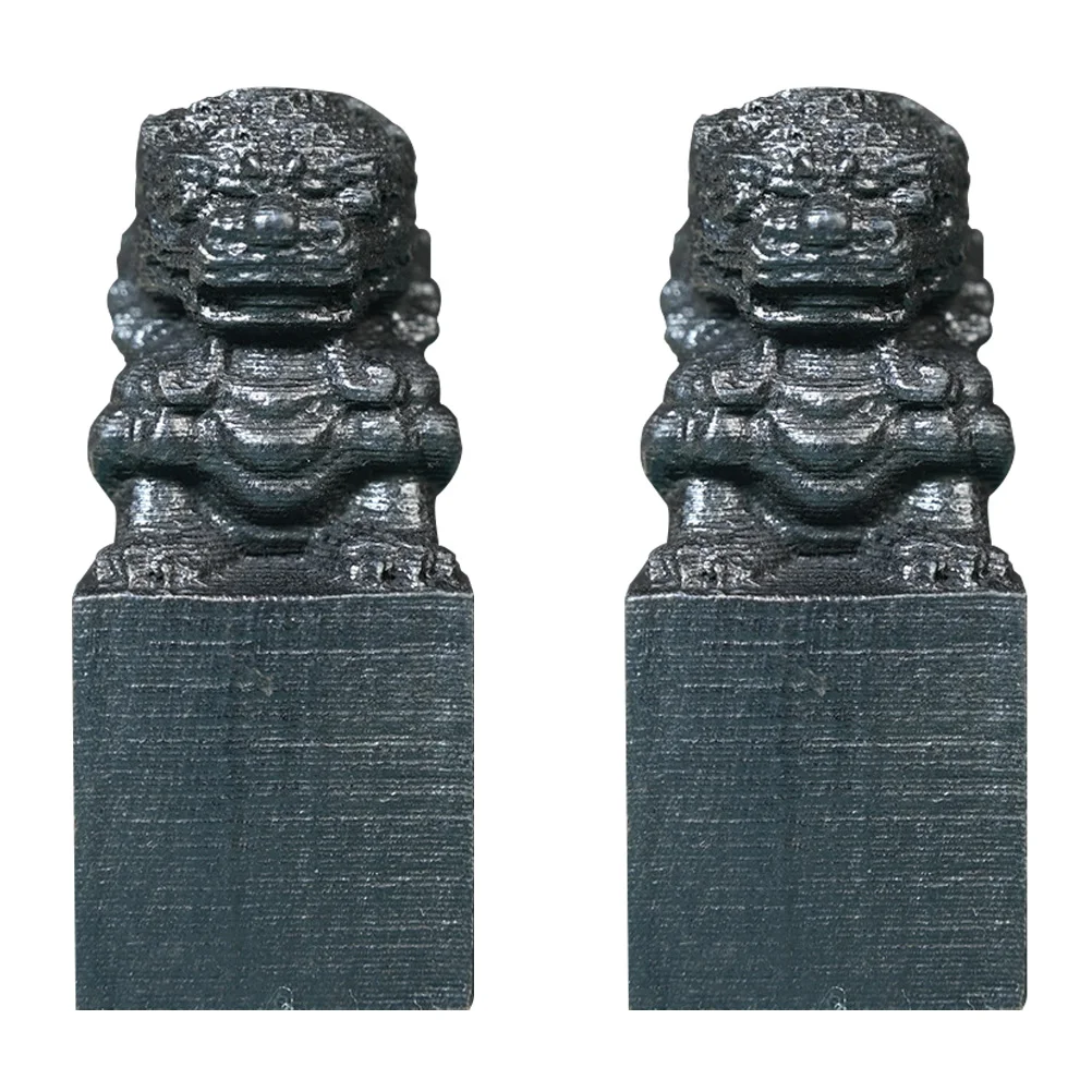 

2Pcs Creative Ebony Lion Shape Crafts Chinese Style Lion Statues for Office