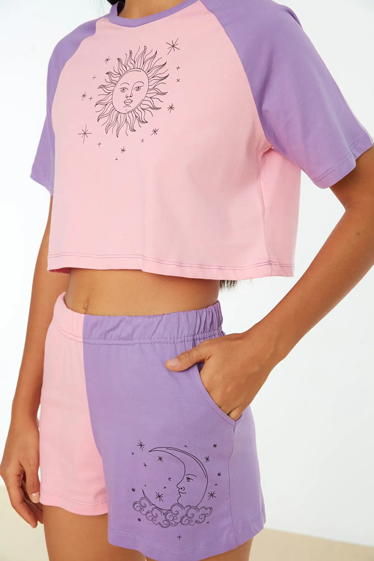 

Color block printed Crop knitted pajama set THMSS22PT0084