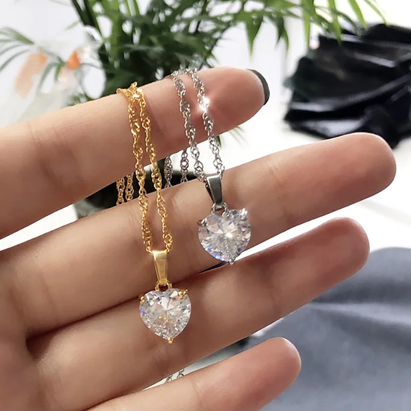 

Модное изысканное ожерелье с кулоном в виде сердца с цирконом для женщин Корейская Классическая Роскошная цепочка до ключиц 2022 Трендовое о...