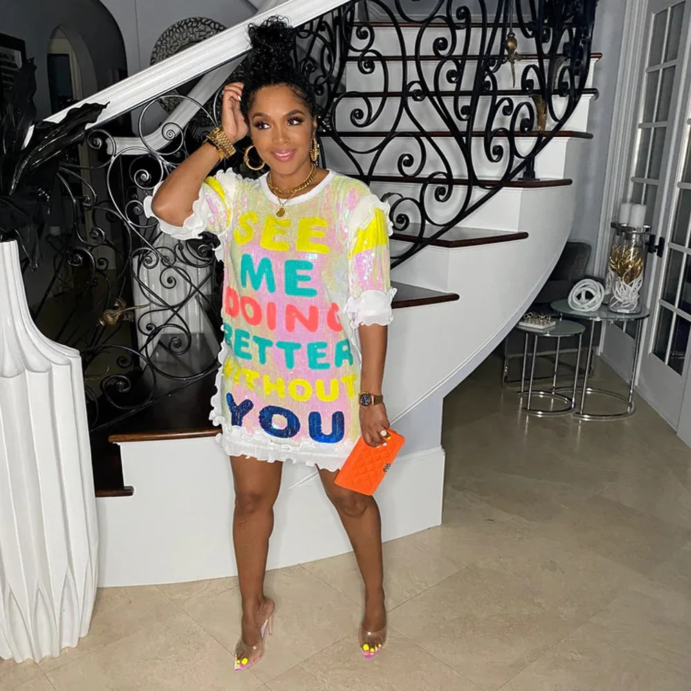 

CM.YAYA Women Letter Sequins O-neck Half Sleeve Tee Style Slim Dress 2022 Summer Sexy Club Street Elegant Pencil Dresses Vestido