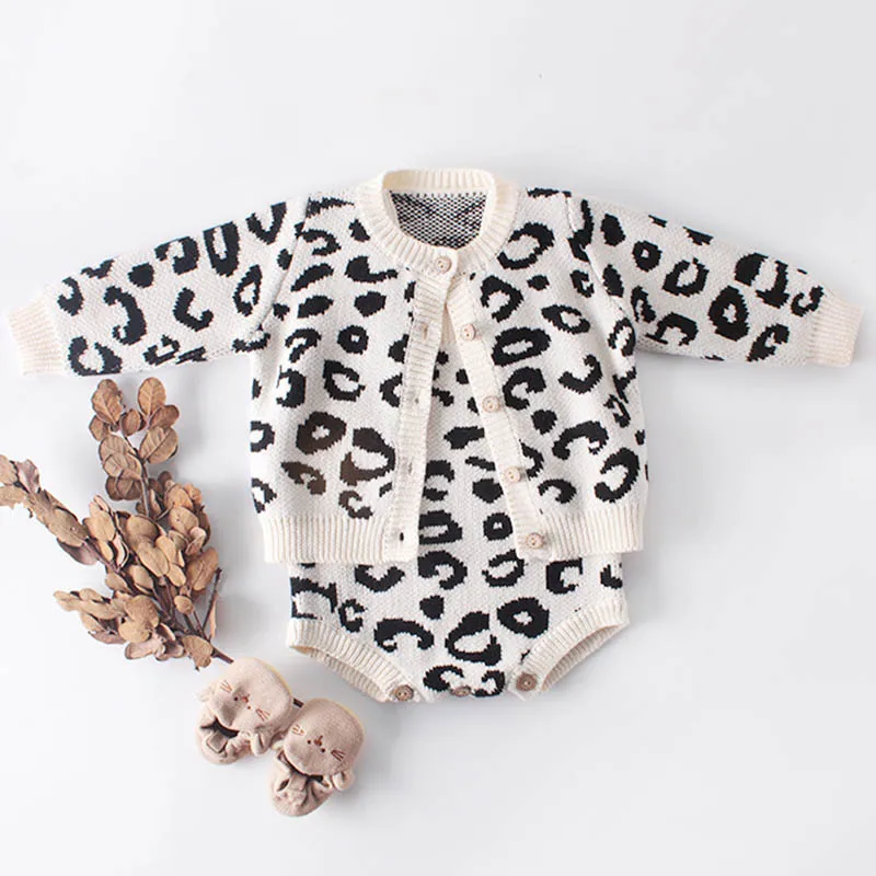 

Baby Girl Fashion Suit Clothes Cotton Knit Set Baby Leopard coat + Romper Suit Spring Autumn Infant Clothing Baby Winter Outfit