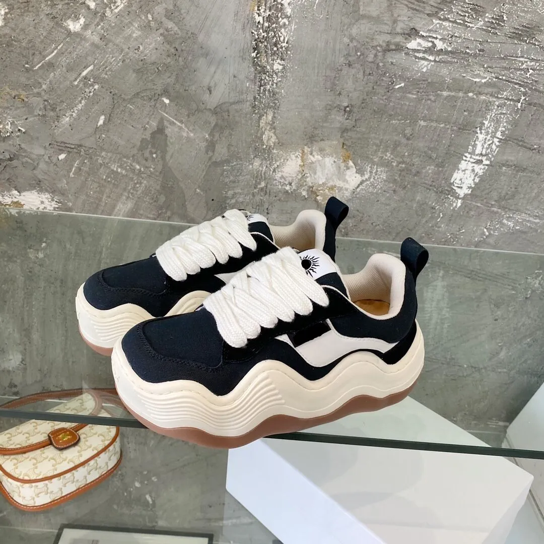 New style lovers thick soled sponge cake big wave bread shoes women canvas shoes square head lace sports casual shoes platform