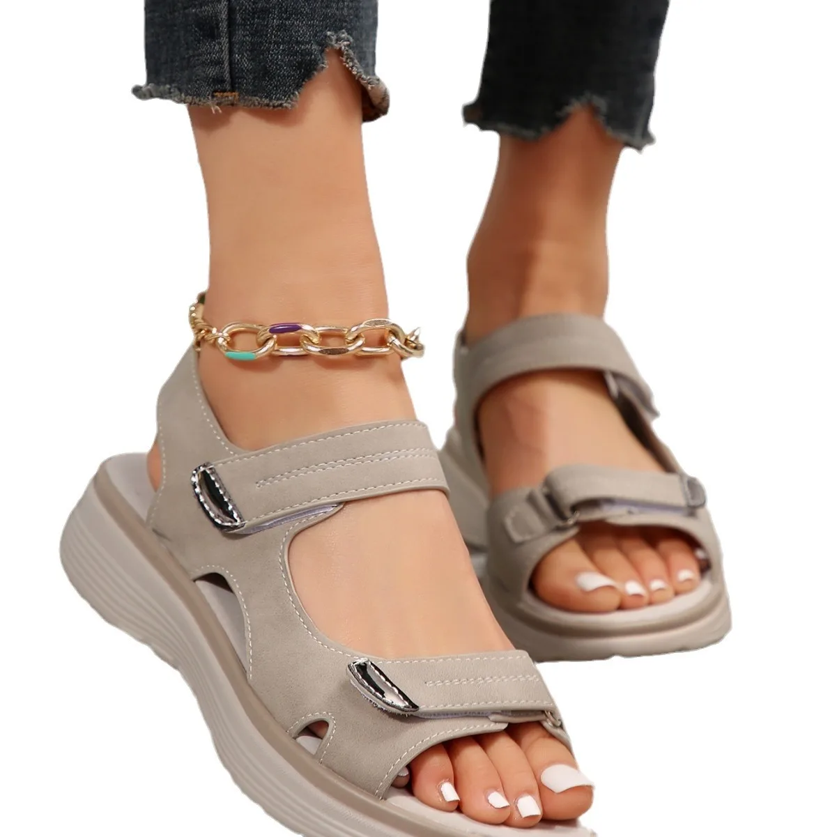 Босоножки женские кожаные с открытым носком на каблуке батальных размеров