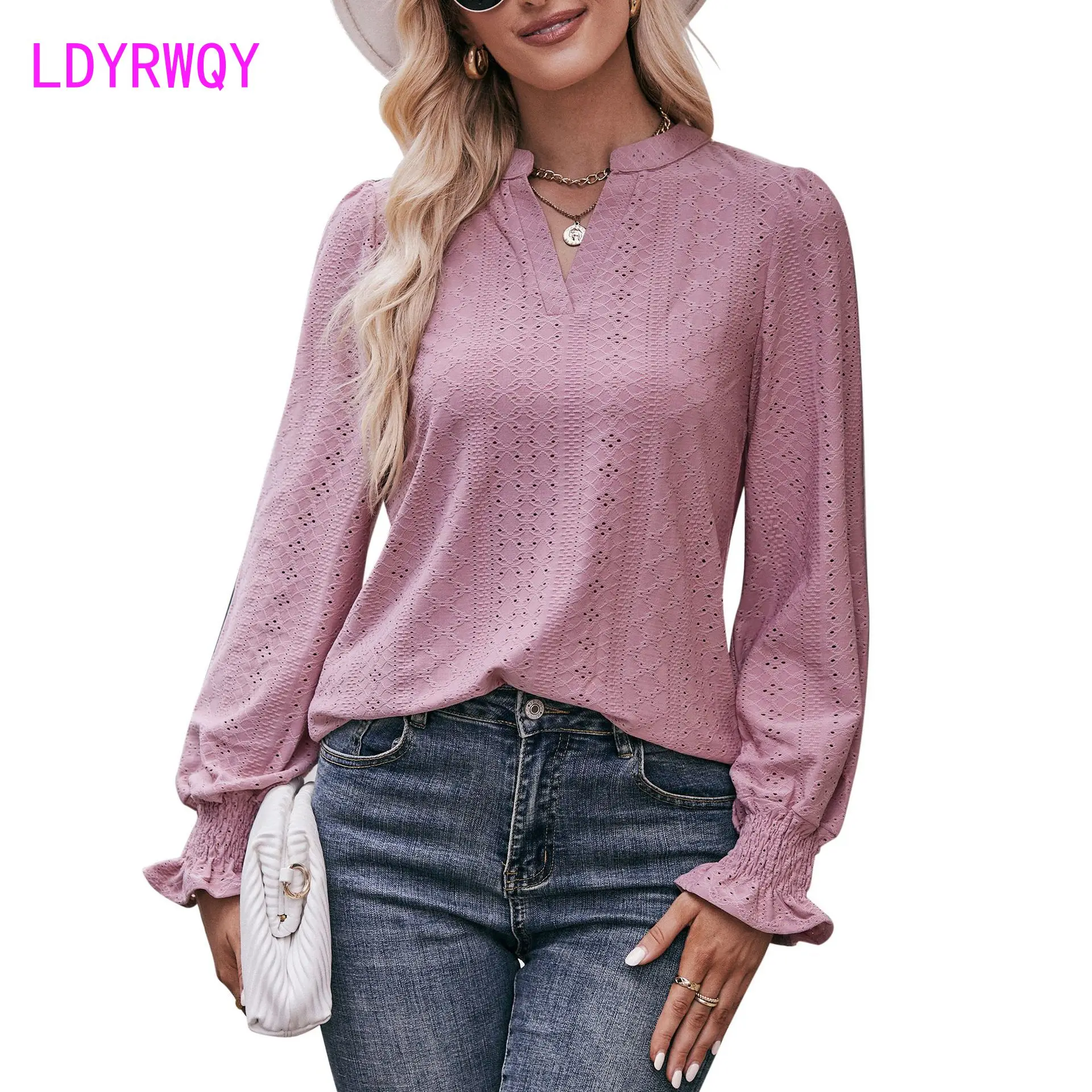 

2023 Autumn New European and American Women's Solid Color T-shirt Hole V-neck Long Sleeve Umbrella Sleeve Top