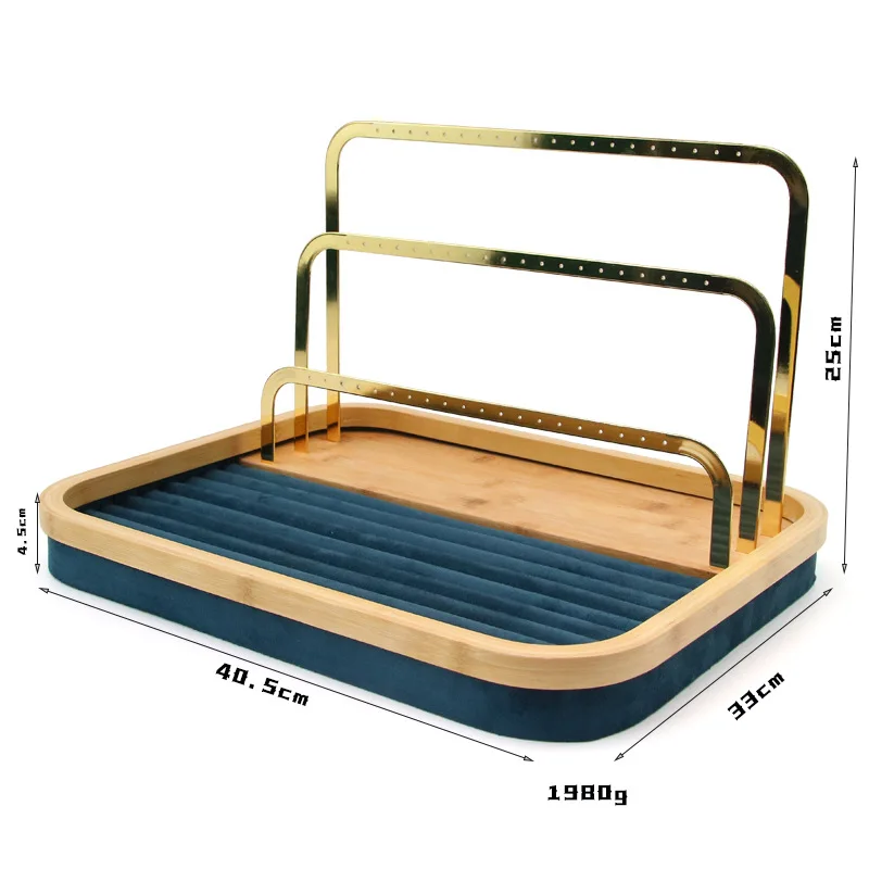 Рисунок 3 - Металлическая стойка для украшений
