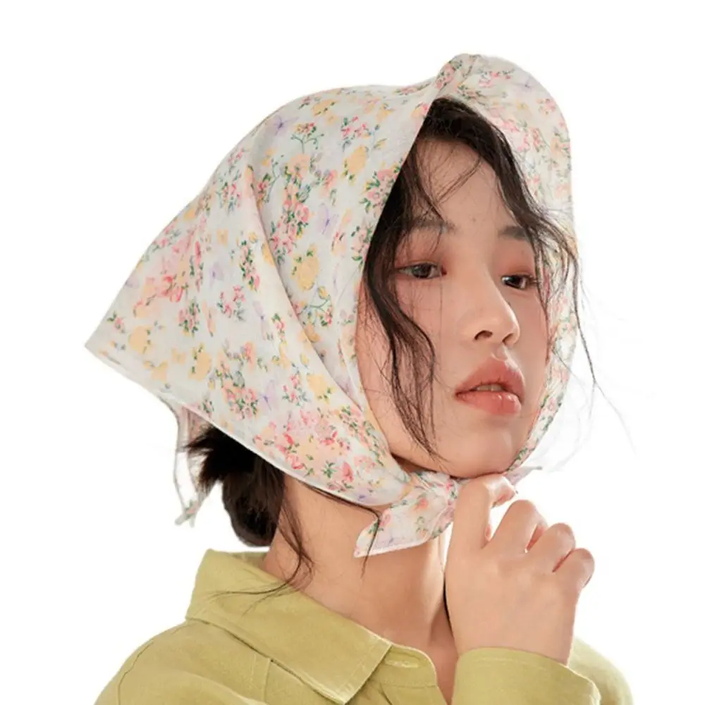 Рисунок 5 - Аксессуары для шарфов