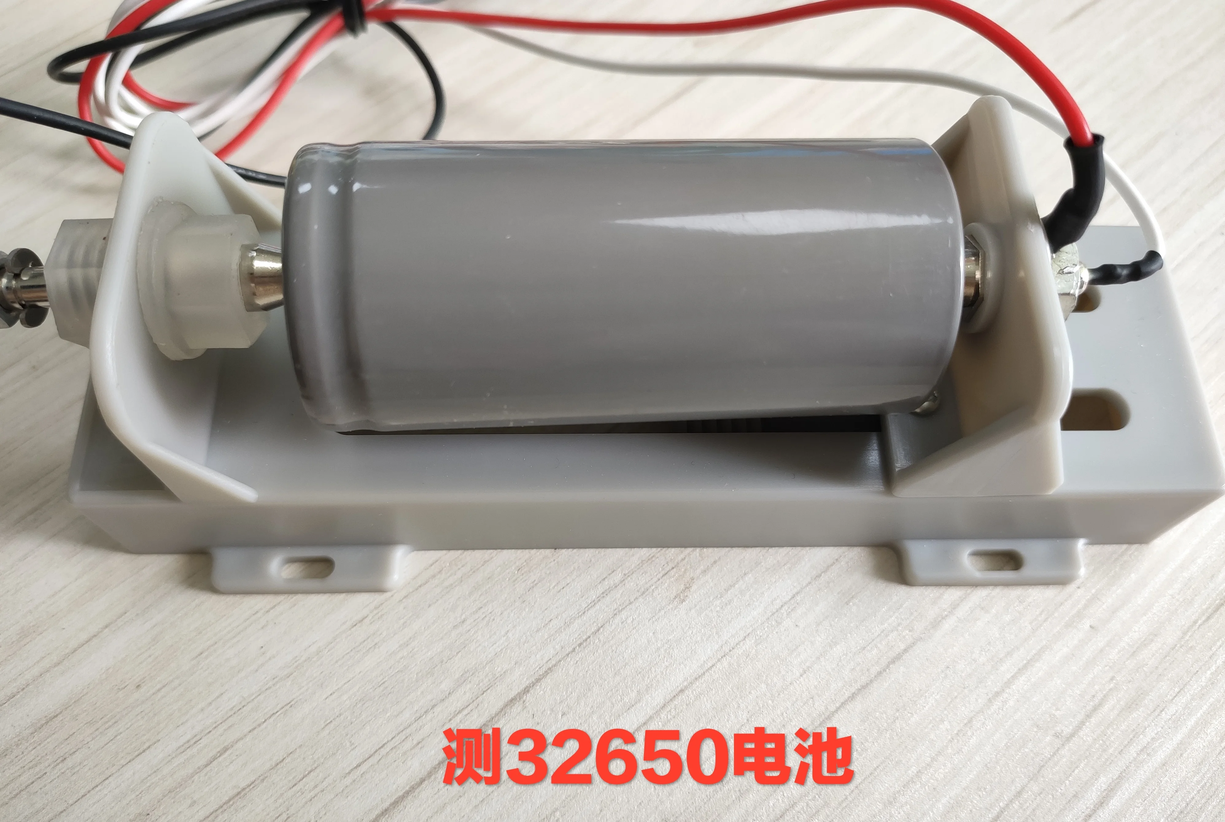 

Yr1030, Yr1035 Accessories 186502665032650 Cylindrical Battery Test Rack