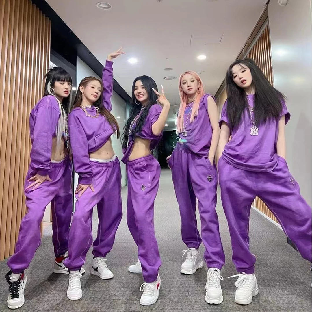 

Уличная одежда Gidle в стиле хип-хоп, женский костюм Kpop Idol, свободный городской танцевальный костюм, сценический костюм, фиолетовая празднична...