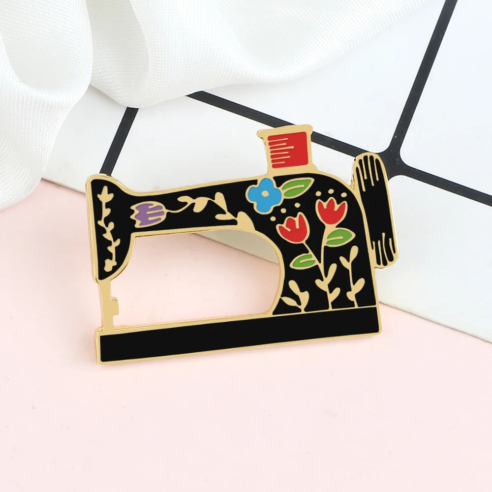 Custom Sewing Machine Classic Vintage Jewelry Accessories Brooches Lapel Pin For Woman Mother Beautiful Cloth Backpack Ornament images - 6