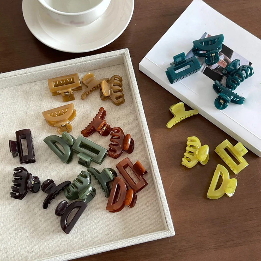 

4PSC/Set New Women Girls Vintage Elegant Solid Color Small Acrylic Hair Claws Geometric Hair Clips Fashion Hair Accessories