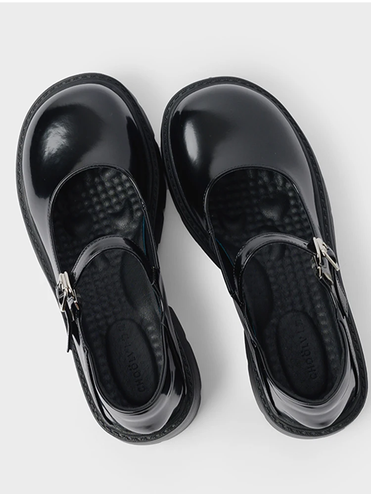 

Женская обувь в стиле «лолита»