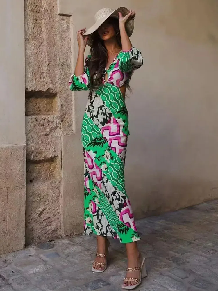 

Платье-мини ТРАПЕЦИЕВИДНОЕ с цветочным принтом, длинным рукавом и поясом