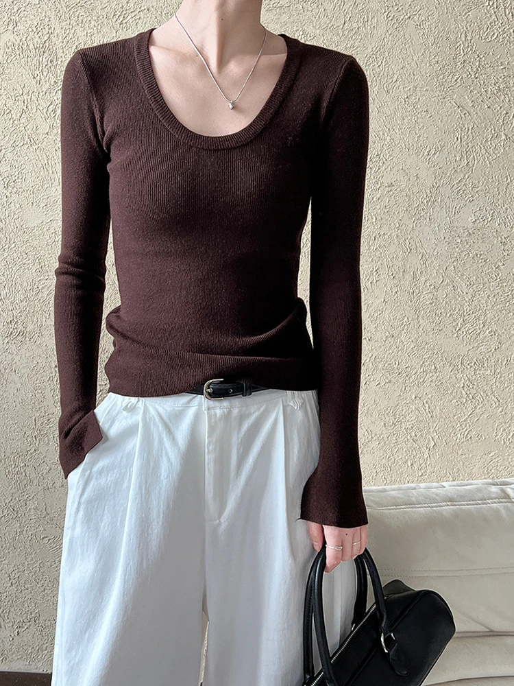 Женский трикотажный свитер с круглым вырезом и длинным рукавом