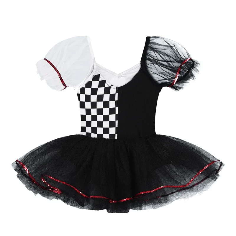 Детское трико с рисунком в виде корочки и сердечек