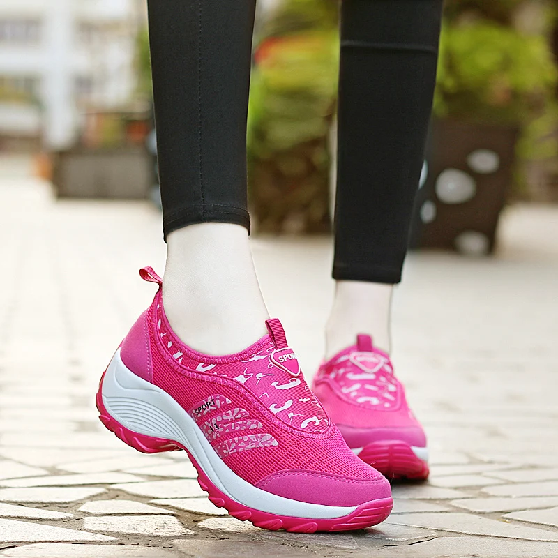 Новинка 2024 лоферы для женщин повседневная обувь модные дизайнерские удобные