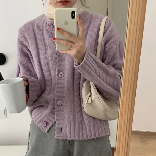 

Женская трикотажная кофта с круглым вырезом, на весну и осень