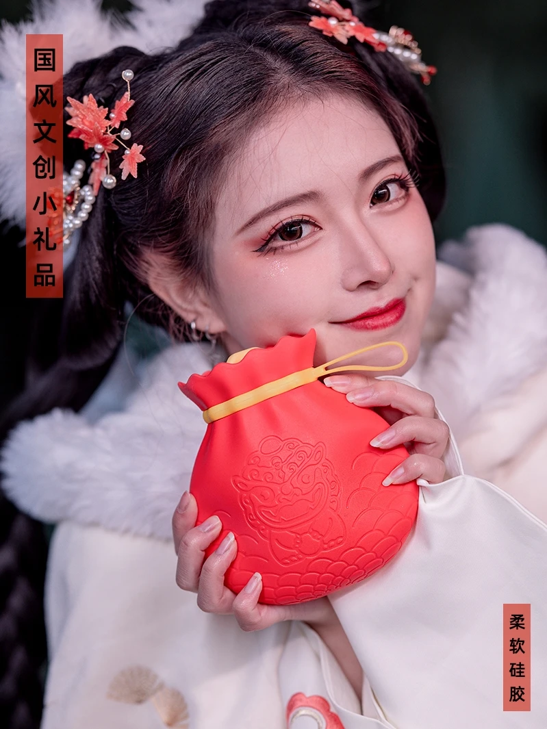 

Мягкий силиконовый чехол для бутылки с теплой водой