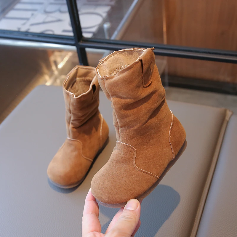 Фото Замшевые ботинки для девочек, милая детская обувь, зимние теплые плюшевые детские кроссовки, повседневные элегантные модельные ботильоны для девочек, размер 23-36 №2