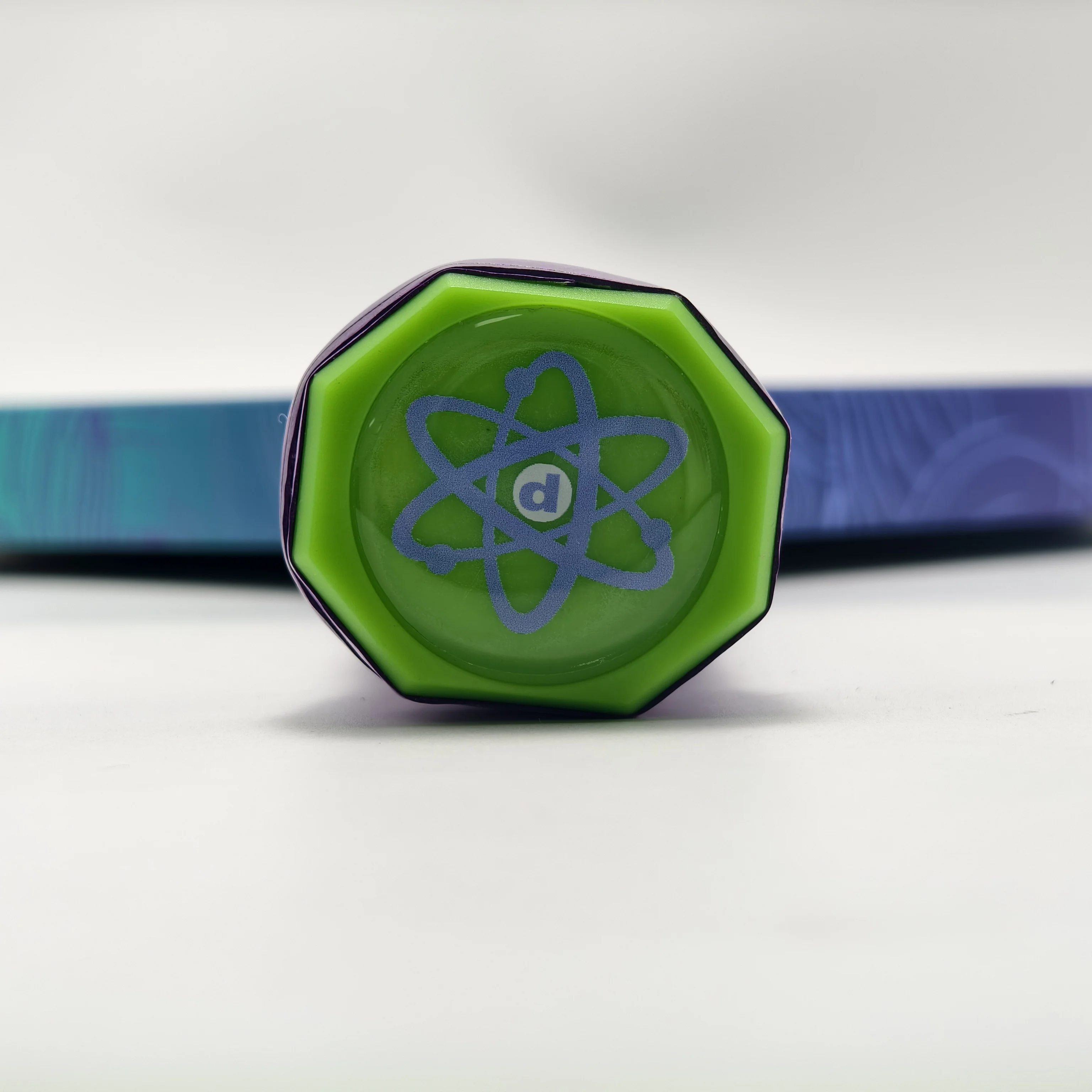 Проект Protons: Лимитированная серия «Год Лошади» — оригинальная ракетка для пиклбола 1:1 для турниров USAPA, карбон T700, противоударная атомная пена. (art.: 3920dc4c700da) - 3920dc4c700da