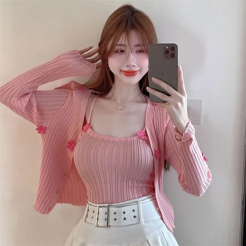 

Lucyever Pink Sweet Short Knitted Two-Piece Suit Women Autumn New Thin Floral Cardigan and Vest Female Korean Chic Knitwear Tops