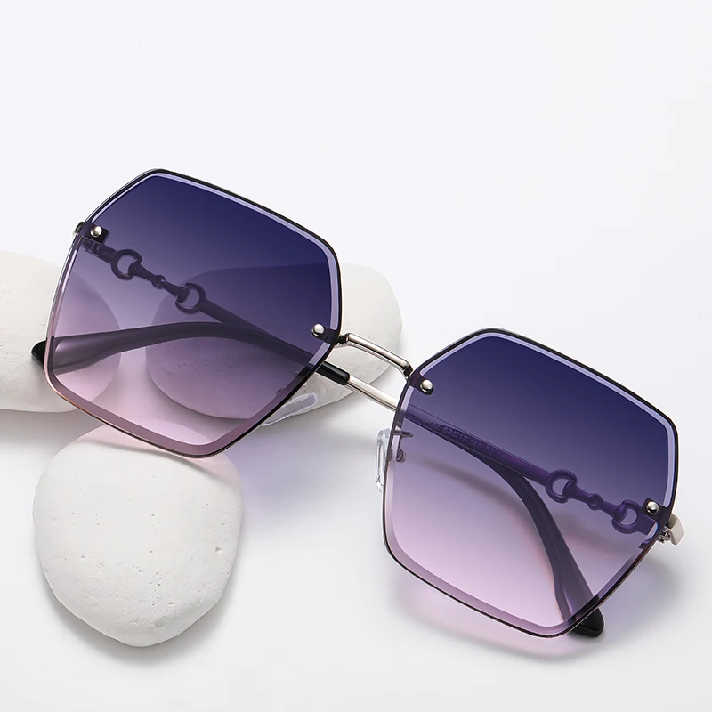 Солнцезащитные очки женские ультралегкие брендовые дизайнерские