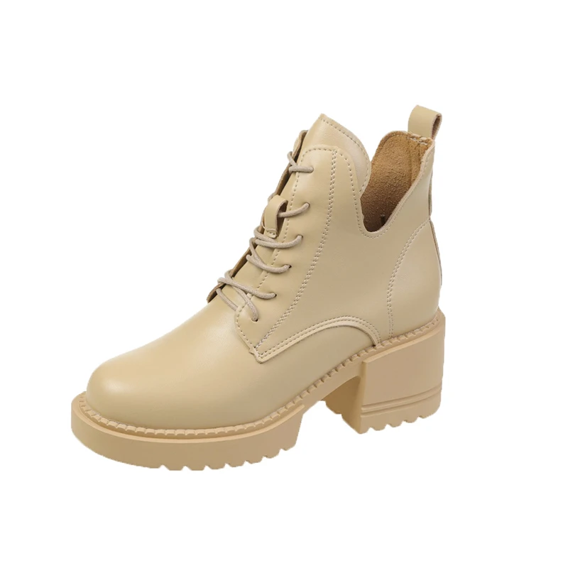 Мотоциклетные ботинки дизайнерские на платформе и массивном каблуке зимние