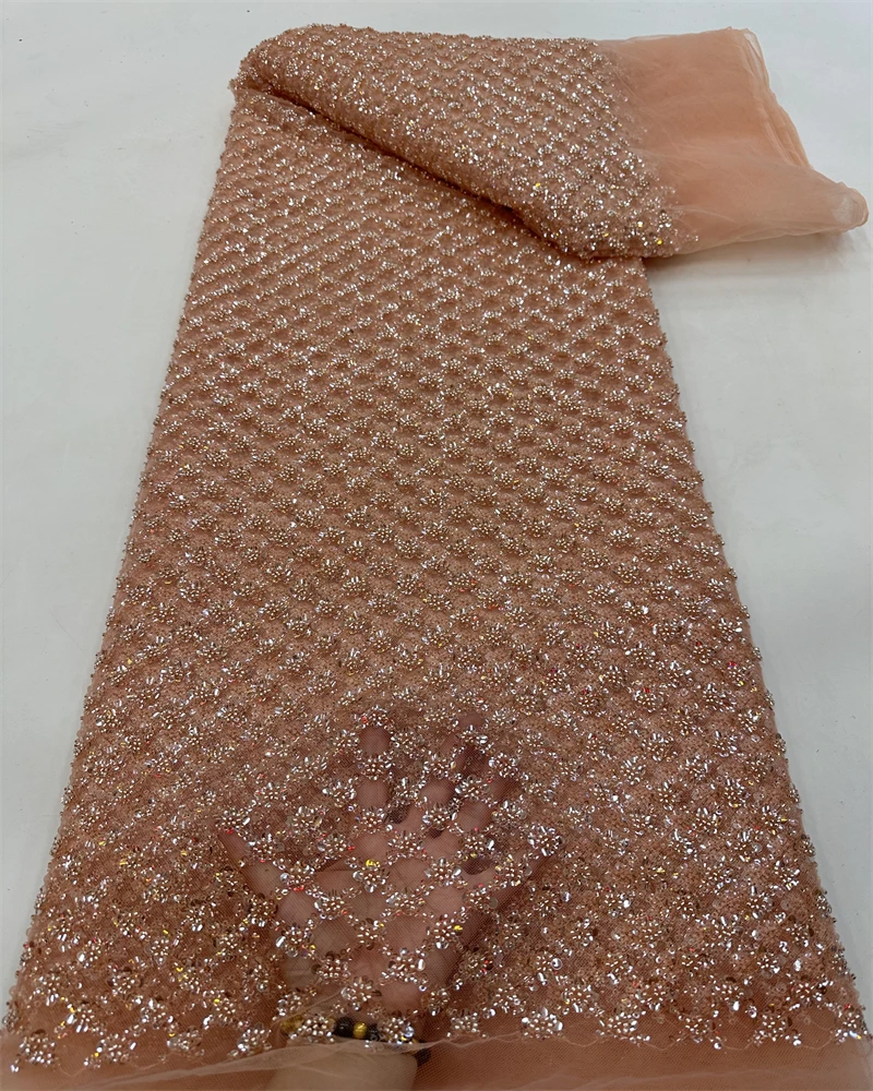 Рисунок 2 - Роскошная французская вышивка