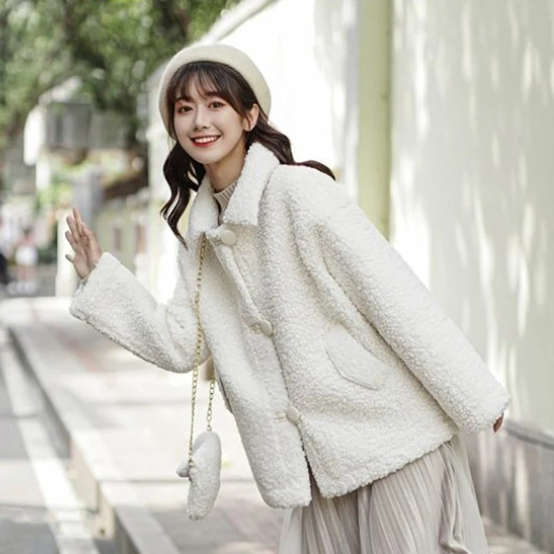 Faux Fur Thicken Coat with Bag for Women Warm Soft Loose Lamb Fur Jacket Female 2023 Winter Kawaii Overcoat Cute Button Plush