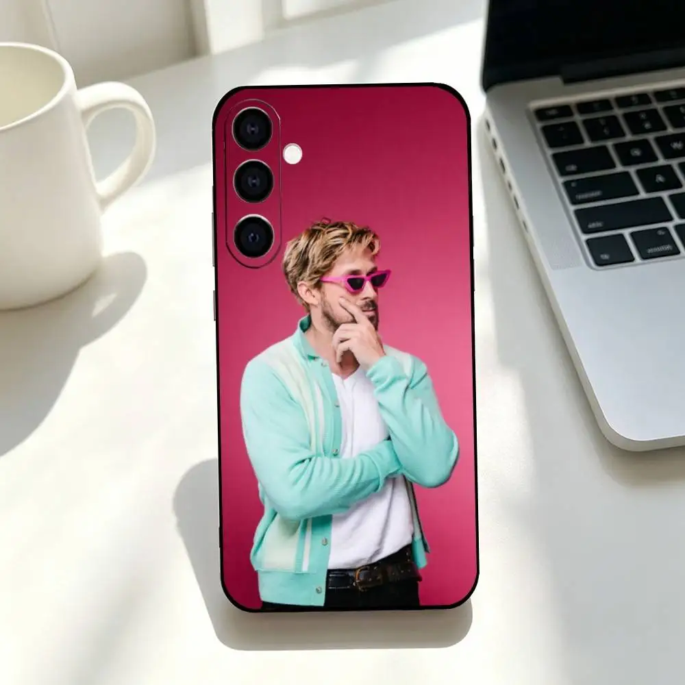 Фото Чехол для телефона R-Ryan Gosling Rapper Funny, черный, силиконовый, мягкий, для Samsung Galaxy A73, A72, A71, A70, A53, A52, A51 №3