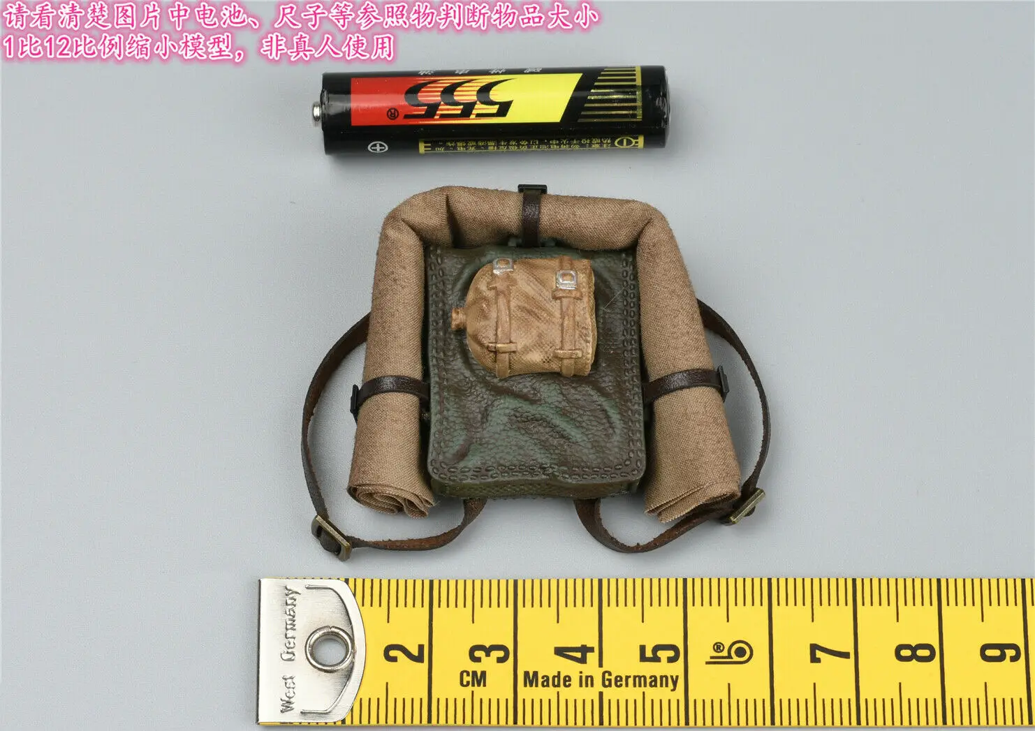 

POPTOYS BGS022 1/12 Scale Big Head Soldier Backpack Model for 6" Doll