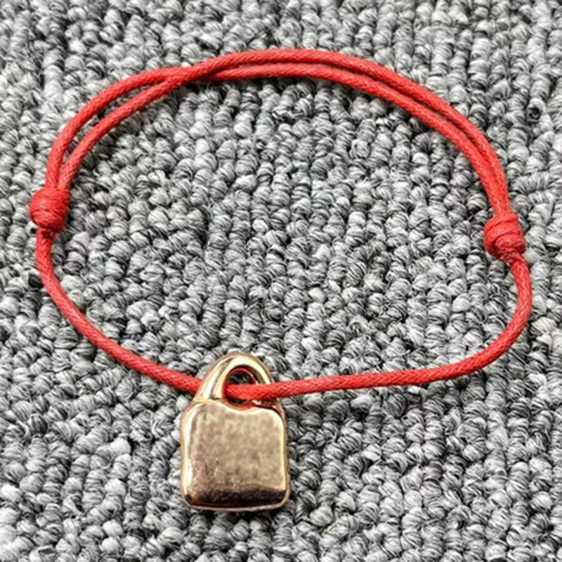 

High quality European and American original fashion electroplating 925 simple knot popular small crowd bracelet holiday gift