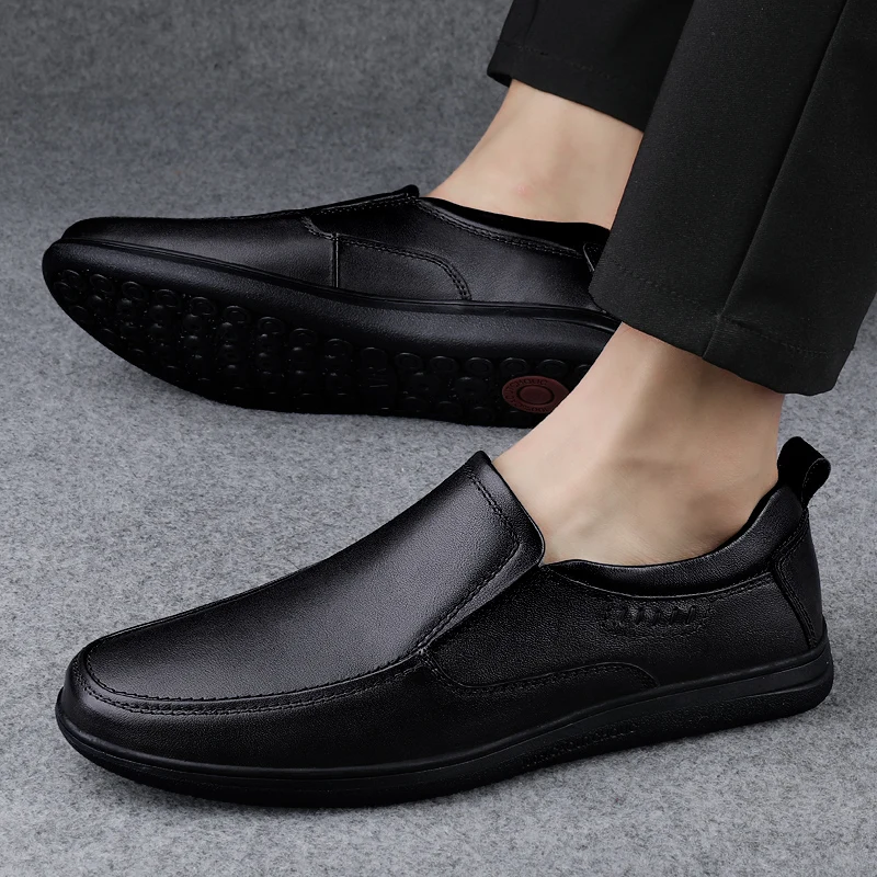 

Men Loafers Shoes Soft Genuine Leather Slip-On Sneakers Male Casual Luxury Brand Spring Men Loafer Mocassin Zapatos Hombre 38-47