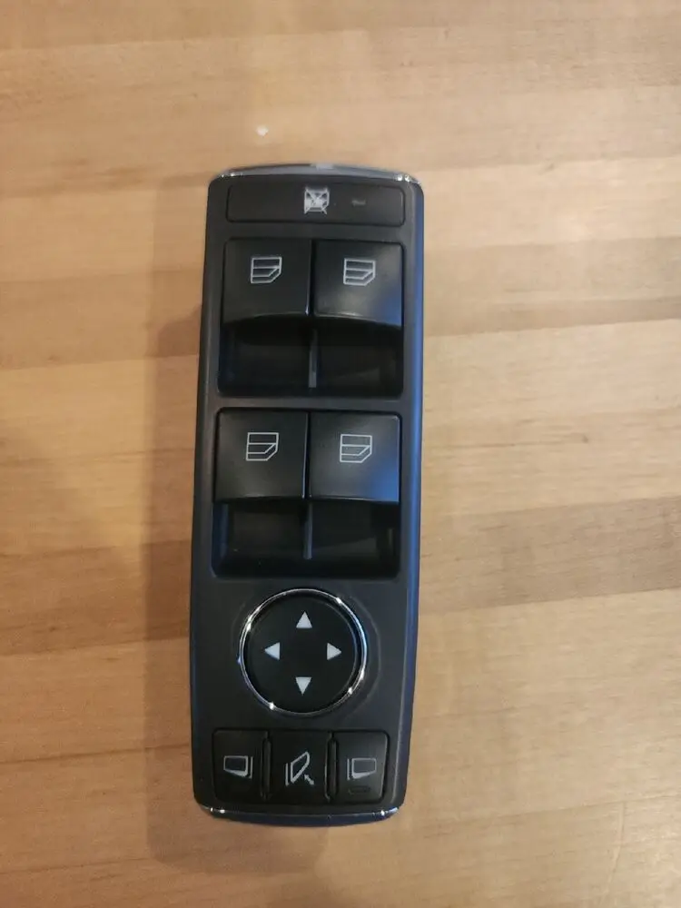 

Для 2018 INFINITI QX30 переключатель передней двери (водитель), зеркало и окно 17 18