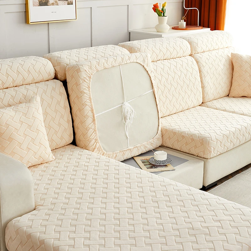 

Бархатный квадратный жаккардовый чехол для дивана