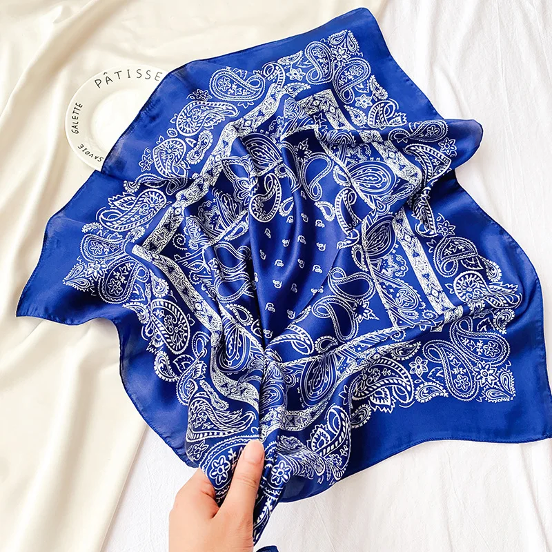 

Fashion Handkerchief Silk Satin Neck Scarves For Women Small Shawls Bandana Head Printed Hijab Scarfs 70x70cm Square Headband