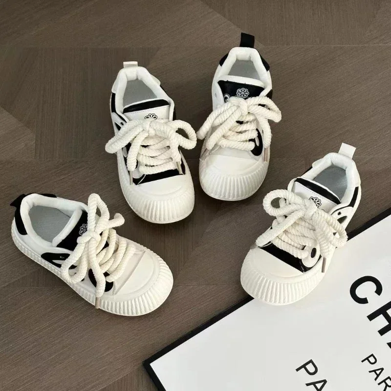 Женская спортивная обувь для тенниса Новая повседневная на платформе модная