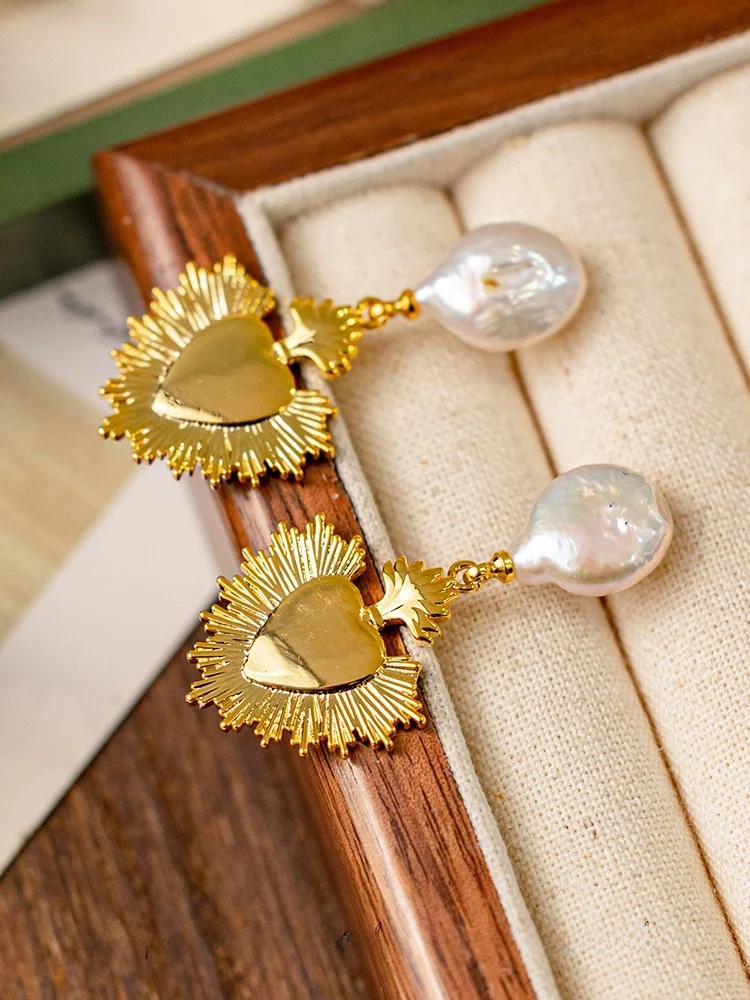 2 28 2024 новые легкие роскошные серьги с французским жемчугом уникального дизайна