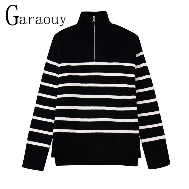 

Женский свитер оверсайз на молнии с высоким воротником и длинным рукавом