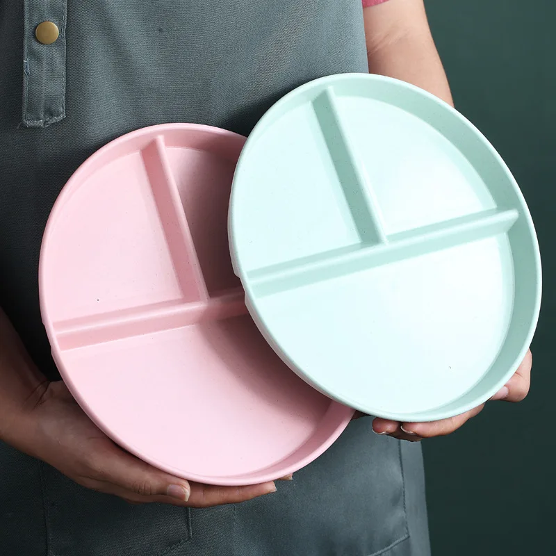 Детская обеденная тарелка разделенная настольная пластиковая с тремя