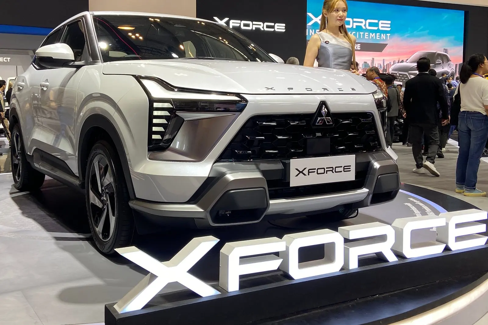 Автомобильные наклейки на пороги из нержавеющей стали для Mitsubishi XFORCE 2024 (art.: 3920ca4e067ab) - 3920ca4e067ab