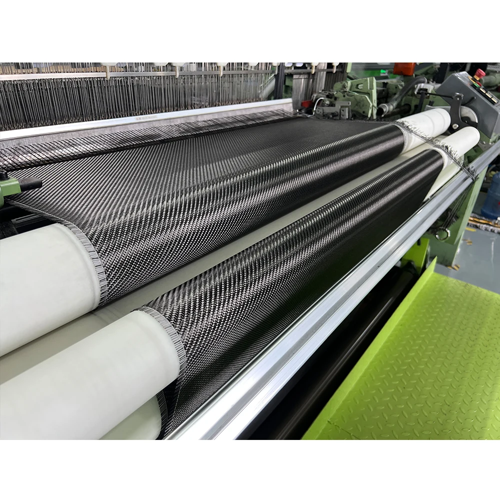 Фото Рулон ткани из углеродного волокна 3K 200GSM 2x2 Twill, высокоплотная ткань для промышленного усиления и производства композитных изделий. №4